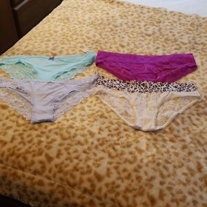 VS Panties group of 4